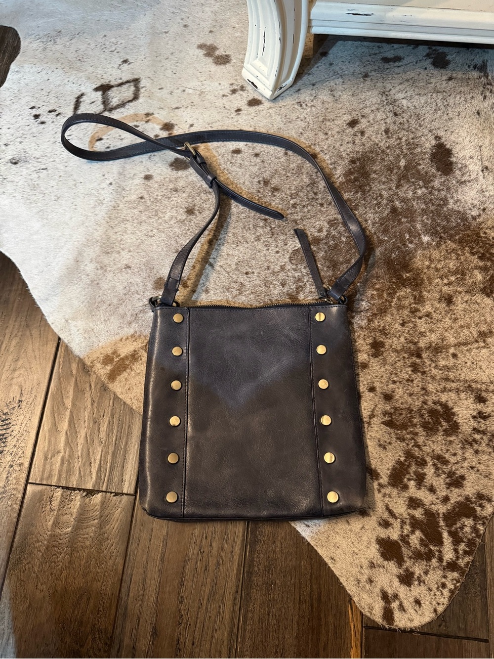 Tommy Bahama Leather Crossbody Bag